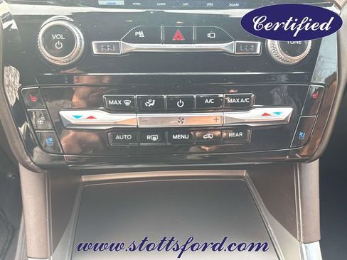 Certified 2021 Ford Explorer King Ranch w/ Premium Technology Package image 16