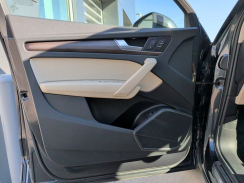 Certified 2023 Audi Q5 2.0T Premium w/ Convenience Package image 14