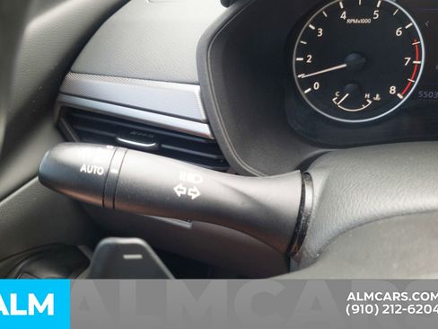Used 2024 Nissan Altima 2.5 SR FWD image 32