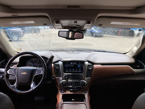 Used 2015 Chevrolet Tahoe LTZ AWD/4WD image 12