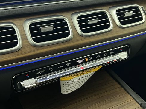 New 2026 Mercedes-Benz GLE 350 350 4MATIC image 32