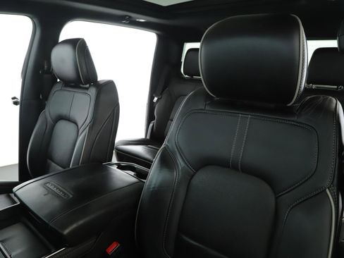 Used 2022 RAM 1500 Limited AWD/4WD image 4