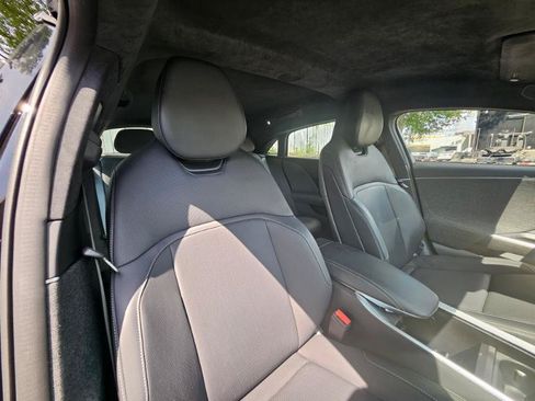 Used 2024 Lucid Air Pure RWD image 65