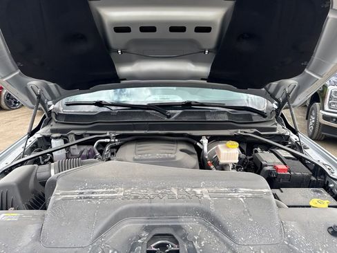 New 2026 RAM 2500 Laramie AWD/4WD image 32