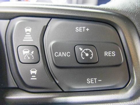 New 2026 Jeep Gladiator Sport AWD/4WD image 30