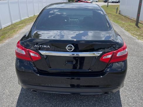 Used 2017 Nissan Altima 2.5 S w/ Power Driver Seat Package FWD image 6