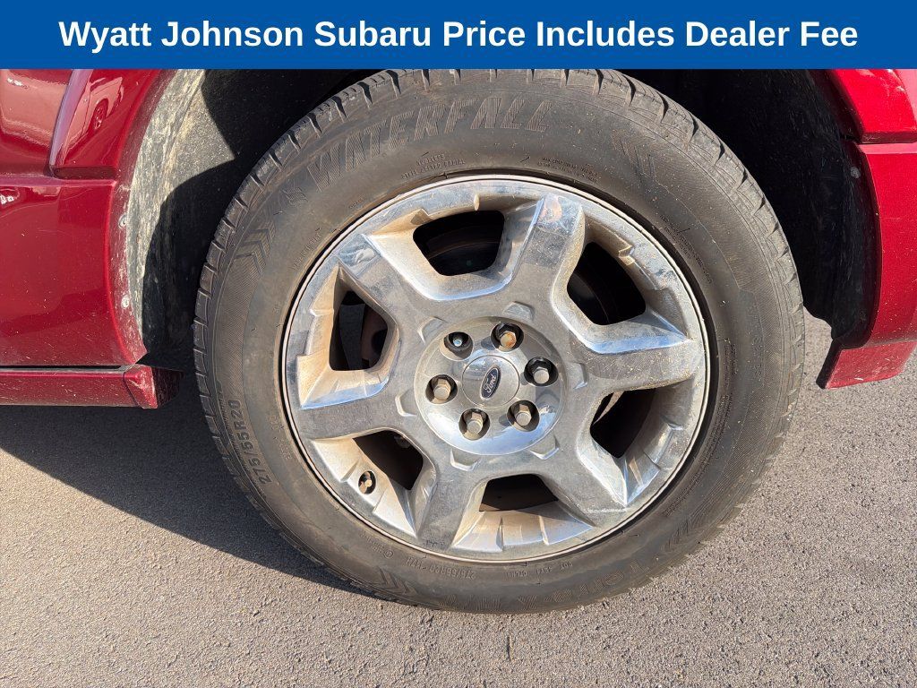 Used 2013 Ford Expedition Limited RWD image 13