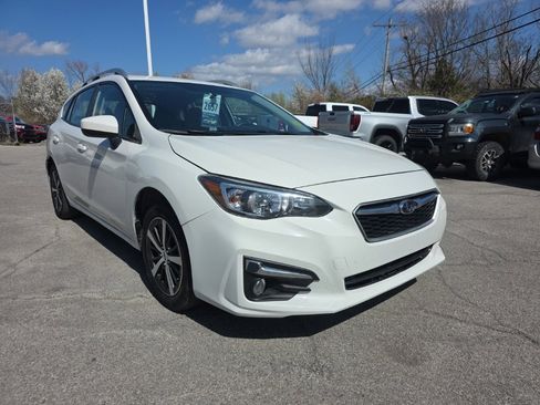 Used 2019 Subaru Impreza 2.0i Premium image 3