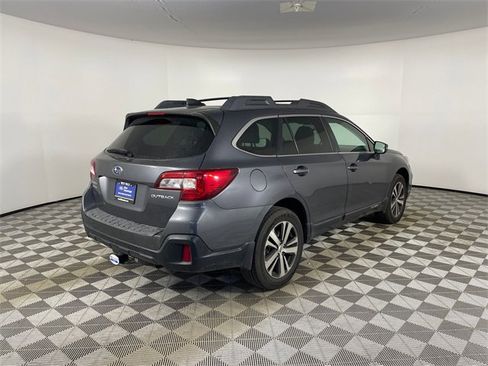 Used 2018 Subaru Outback 2.5i Limited w/ Popular Package #2 image 15