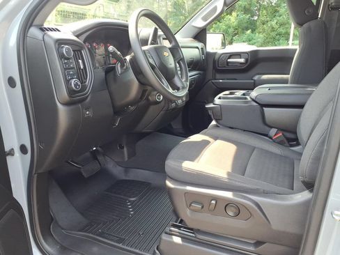 Used 2024 Chevrolet Silverado 1500 Custom AWD/4WD image 12