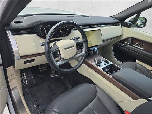 Used 2023 Land Rover Range Rover SE AWD/4WD image 16