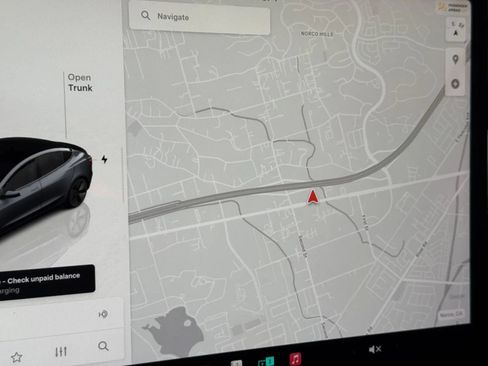 Used 2022 Tesla Model 3 Long Range AWD/4WD image 15