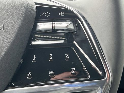 New 2026 Cadillac Escalade Luxury w/ Touring Package image 28