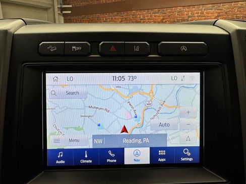 Used 2020 Ford Expedition XLT w/ Equipment Group 202A AWD/4WD image 21