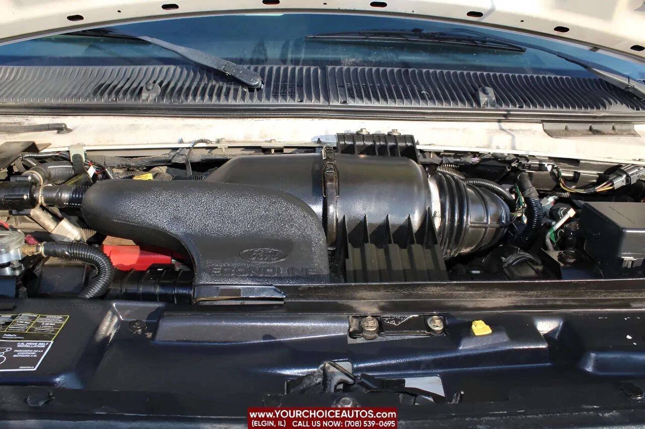 Used 2011 Ford E-450 and Econoline 450 Super Duty RWD image 9