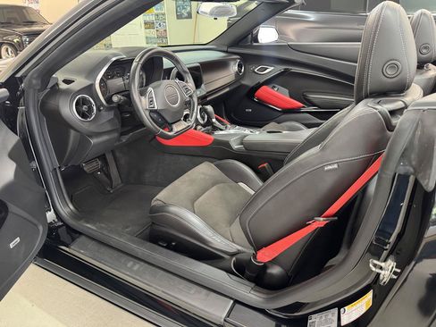 Used 2023 Chevrolet Camaro LT w/ Redline Edition RWD image 10