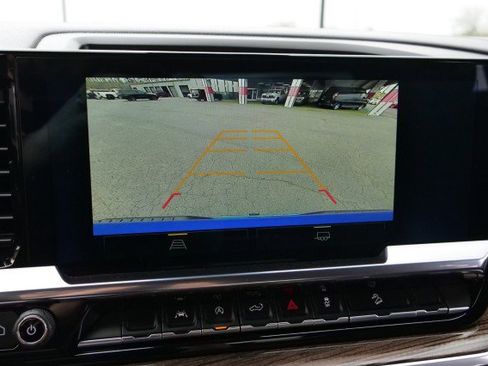 Used 2025 Chevrolet Silverado 1500 RST image 16