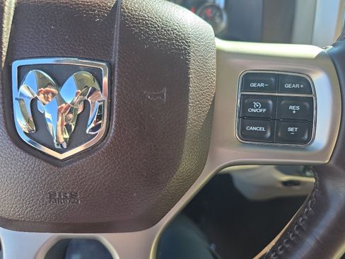 Used 2016 RAM 1500 Laramie w/ Convenience Group image 17