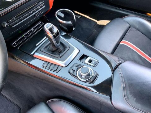 Used 2014 BMW Z4 sDrive35i RWD image 17