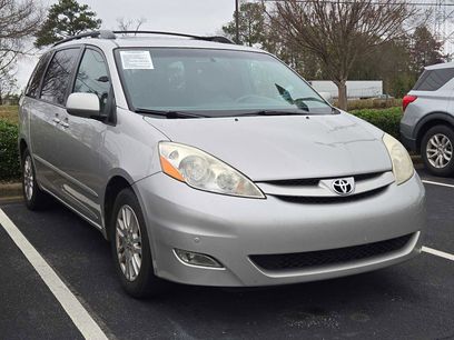 Used 2010 Toyota Sienna XLE