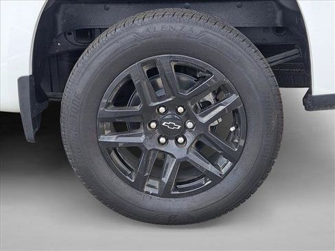 New 2026 Chevrolet Silverado 1500 Custom RWD image 10