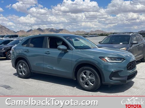 Used 2026 Honda HR-V LX image 1