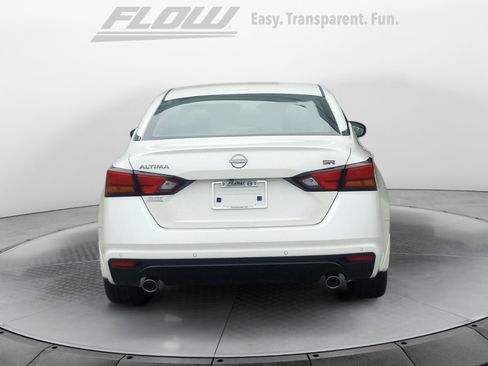 New 2025 Nissan Altima 2.5 SR image 6