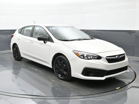 Used 2022 Subaru Impreza 2.0i image 2