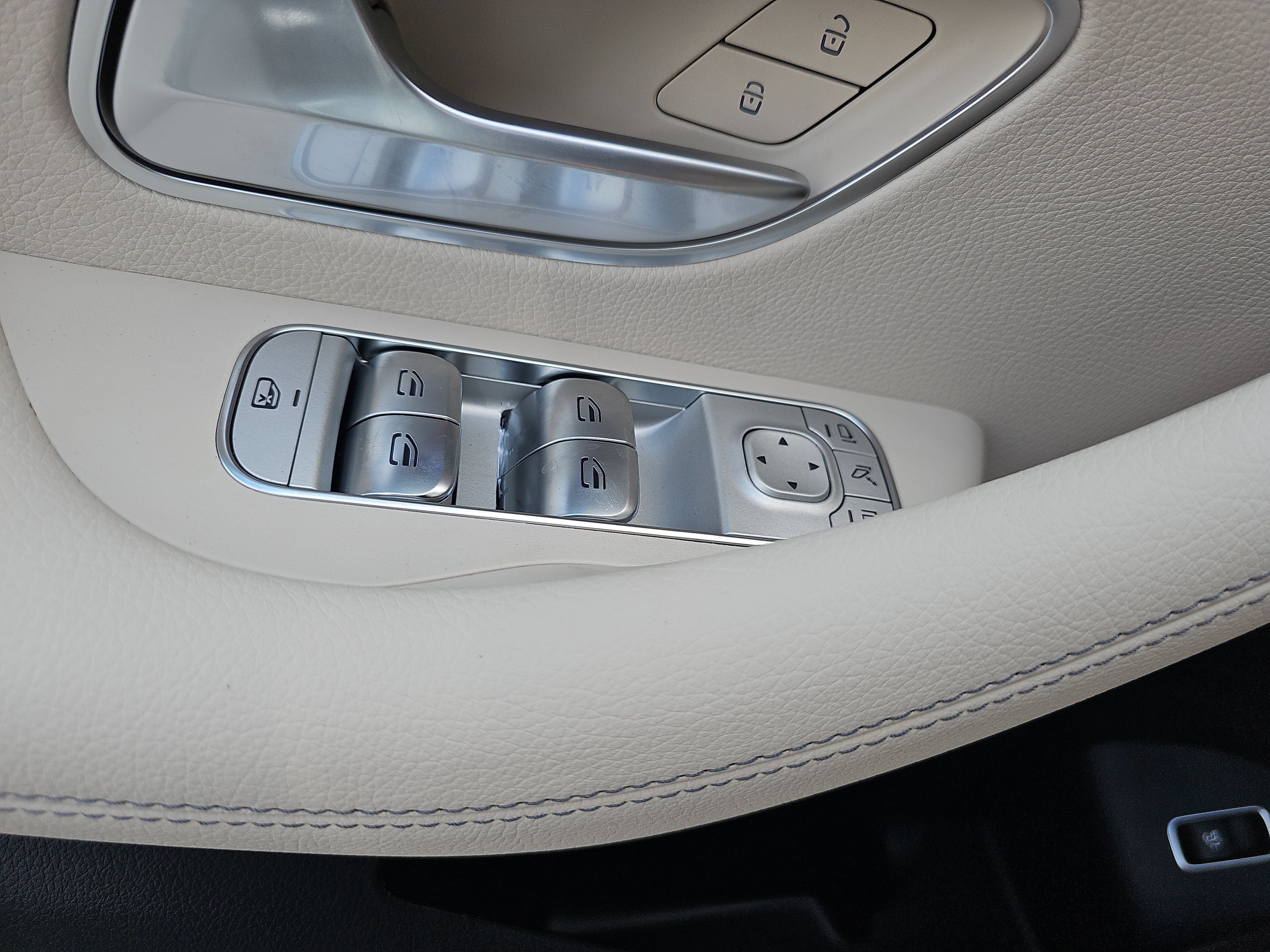 New 2026 Mercedes-Benz GLE 450 4MATIC image 29