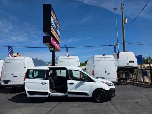 Used 2020 Ford Transit Connect XL FWD image 5