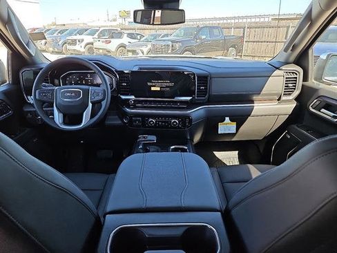 New 2026 GMC Sierra 1500 SLT image 11