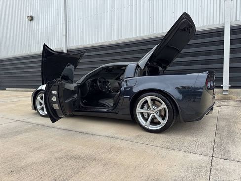 Used 2013 Chevrolet Corvette Grand Sport w/ 4LT Preferred Equipment Group RWD image 23