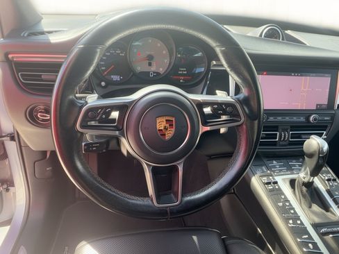 Used 2021 Porsche Macan S AWD/4WD image 10