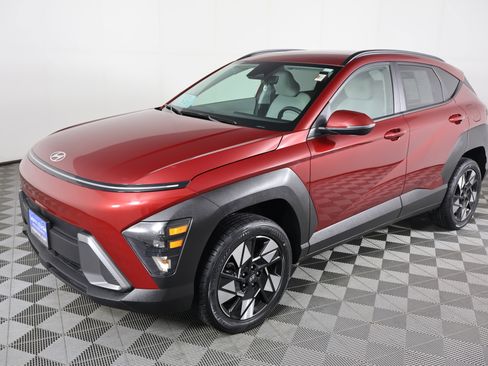 Used 2025 Hyundai Kona SEL image 10