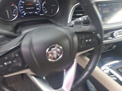 Used 2023 Buick Enclave Avenir w/ Avenir Technology Package FWD image 11
