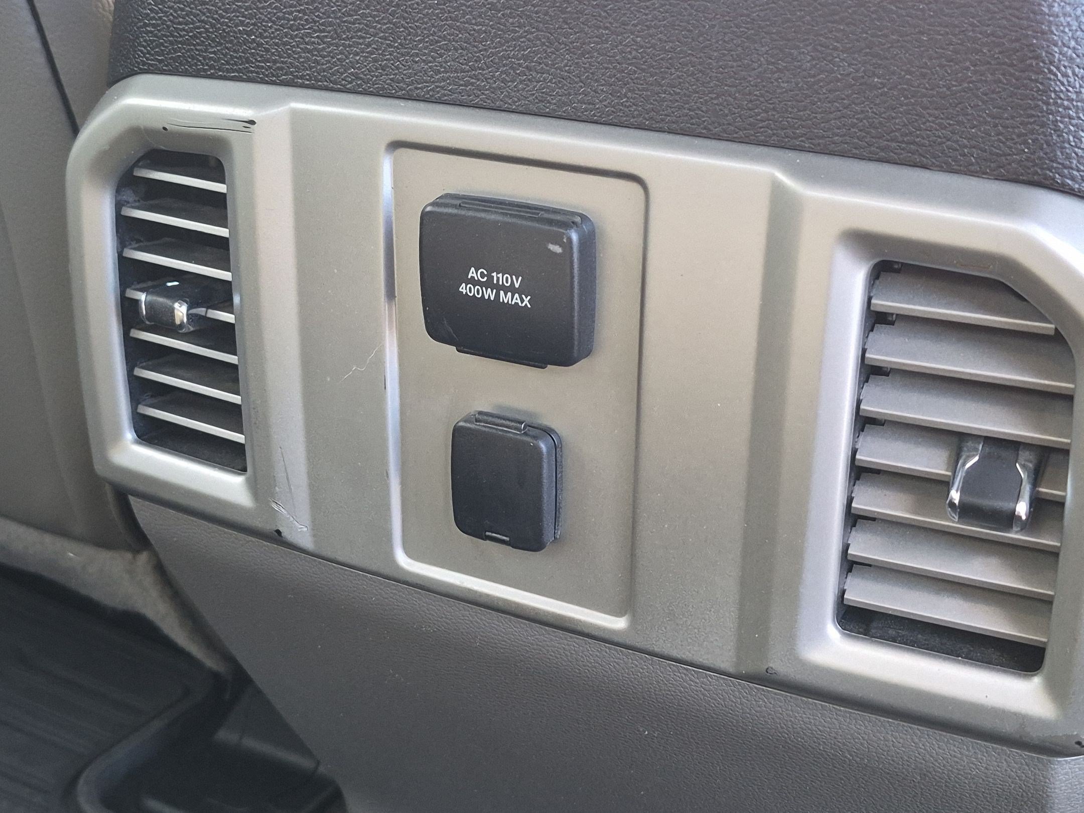 Used 2015 Ford F150 Lariat AWD/4WD image 28