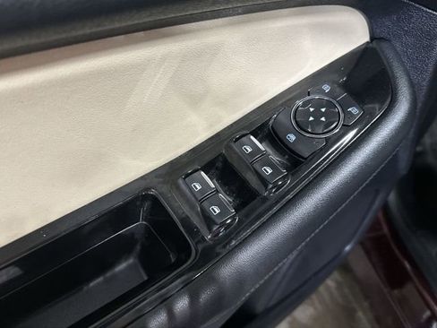 Used 2019 Ford Edge SEL w/ Equipment Group 201A image 19