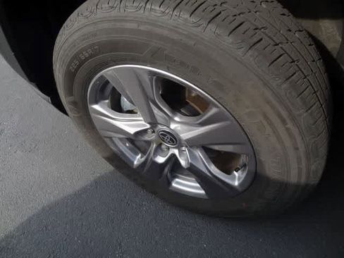 Certified 2025 Toyota RAV4 LE AWD/4WD image 13