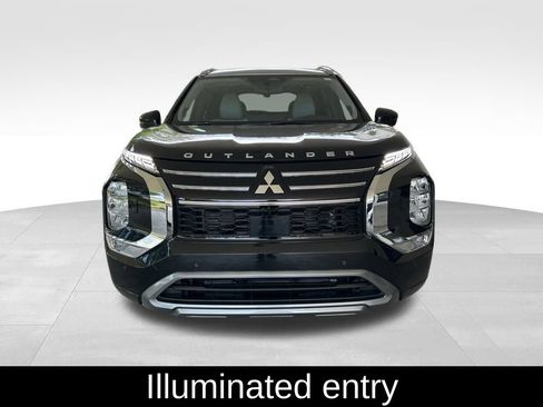 New 2025 Mitsubishi Outlander SEL image 13