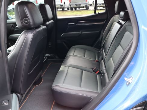 Used 2026 GMC Terrain AT4 w/ Convenience Package III AWD/4WD image 43