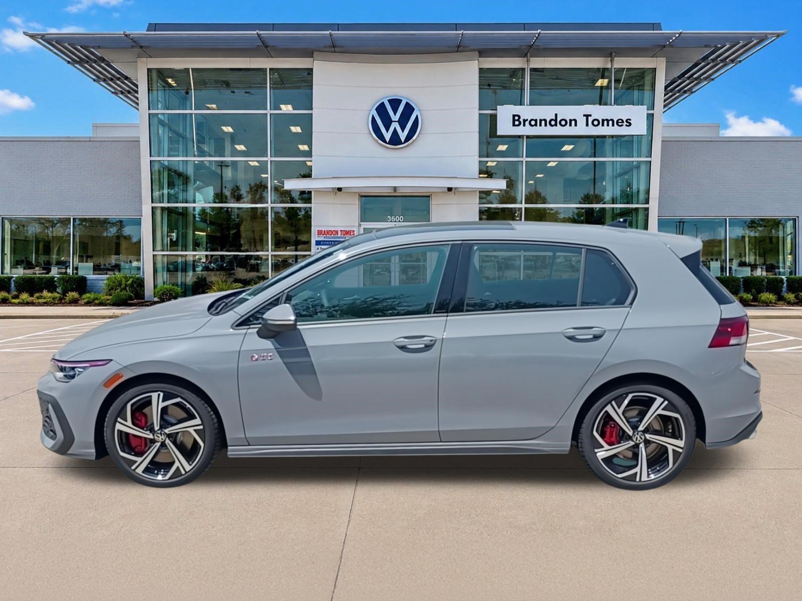 New 2026 Volkswagen GTI SE FWD image 7