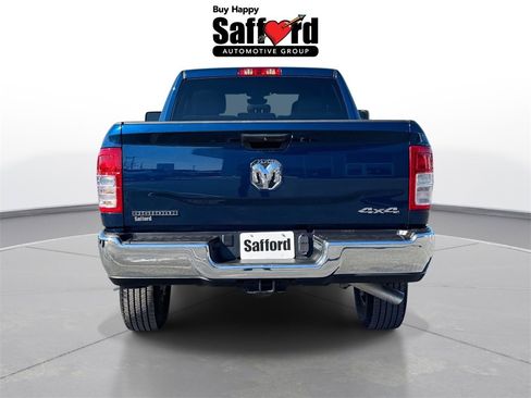 Used 2024 RAM 2500 Big Horn w/ Bed Utility Group image 6