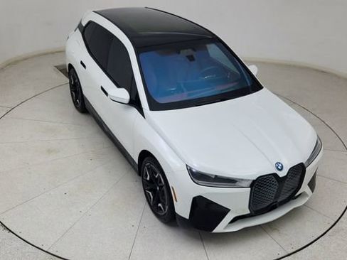 Used 2024 BMW iX xDrive50 w/ Premium Package AWD/4WD image 69