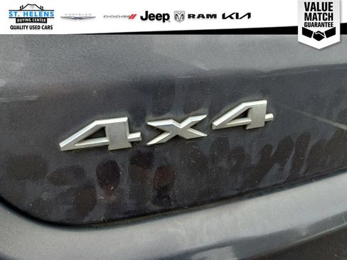 Used 2021 Jeep Compass Latitude w/ Sun and Sound Group AWD/4WD image 13
