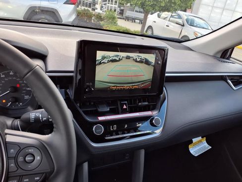 New 2025 Toyota Corolla Cross LE image 11