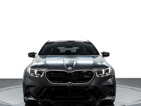 Used 2025 BMW M5 Touring AWD/4WD image 8