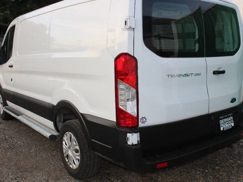 Used 2025 Ford Transit 250 Low Roof w/ Exterior Upgrade Package RWD image 9