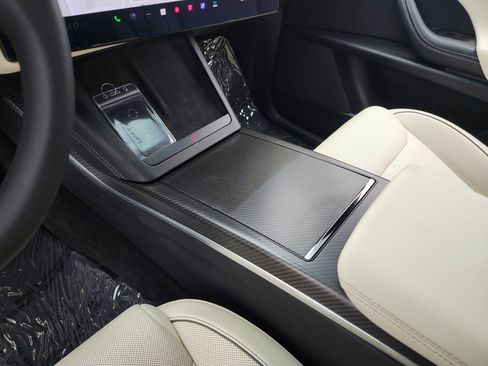 Used 2023 Tesla Model X Plaid AWD/4WD image 11