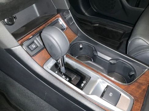 Certified 2024 Subaru Ascent Touring image 25