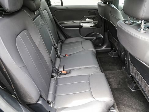 Used 2026 Mercedes-Benz GLB 250 image 16